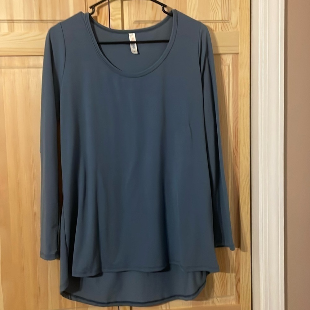 Lularoa long sleeve top